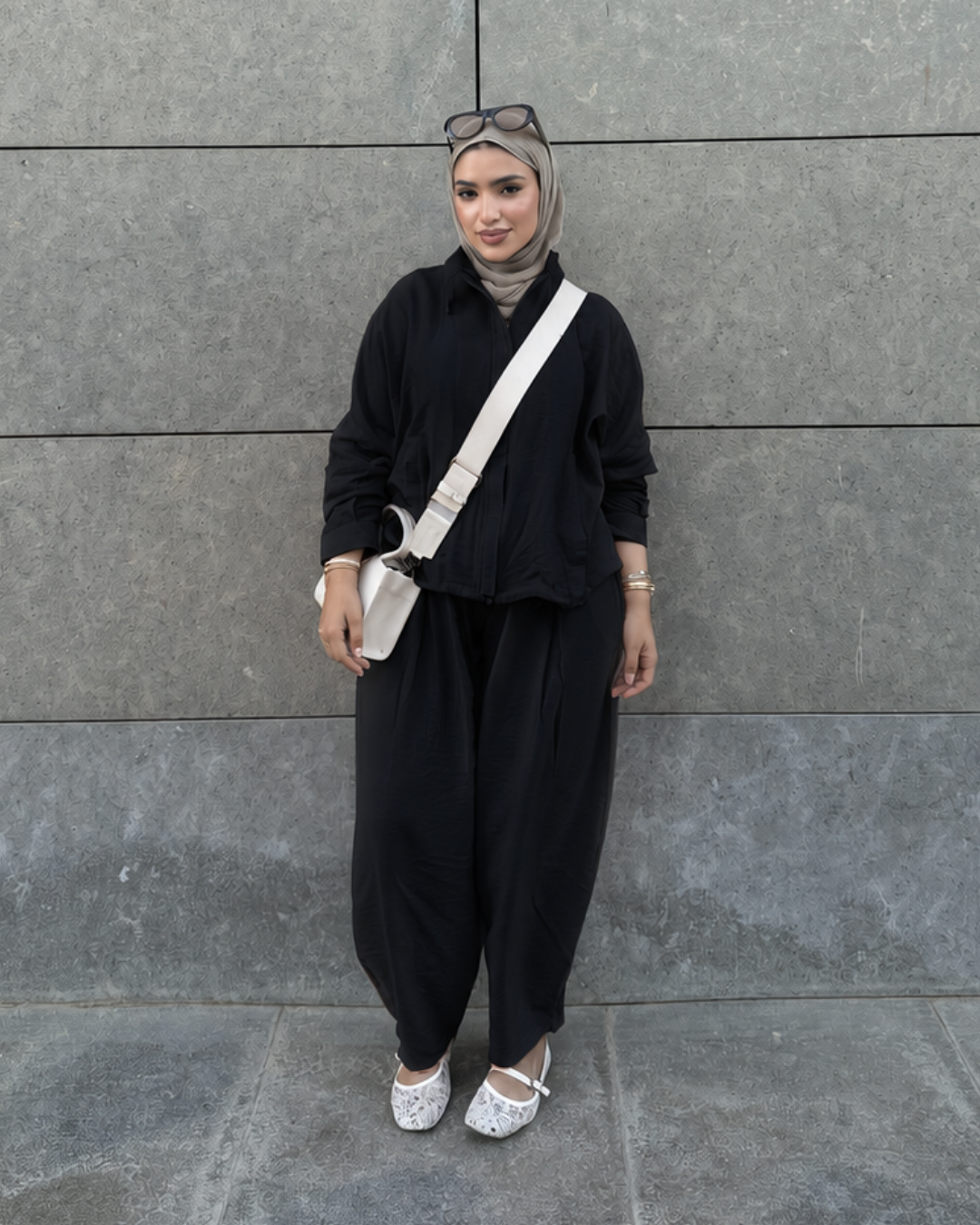 BLACK - Spanish Linen Balloon Suit