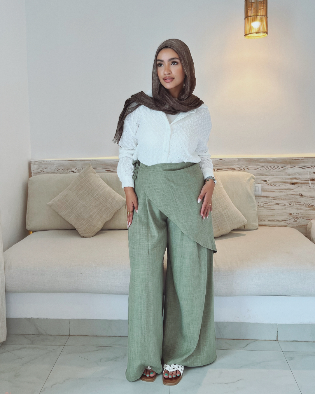 بنطلون كتان فرنسي بحرملة زيتي
